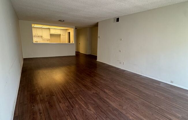 131 N. Orlando Ave Los Angeles, CA 90048