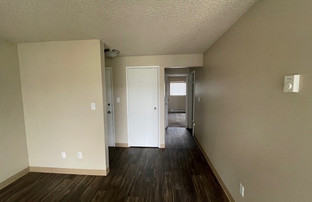 1 bed, 1 bath, 650 sqft, $1,237