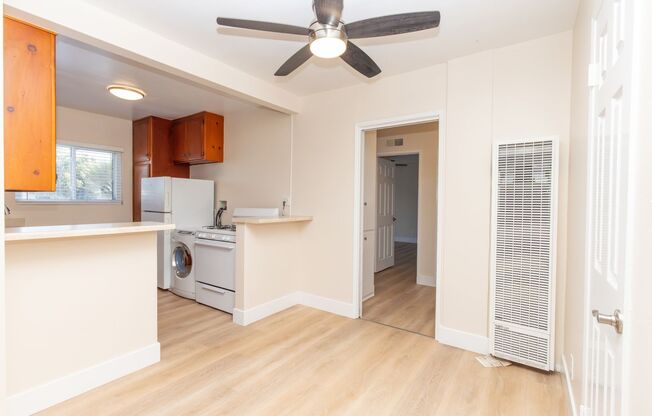 2 beds, 2 baths, $2,695, Unit 18