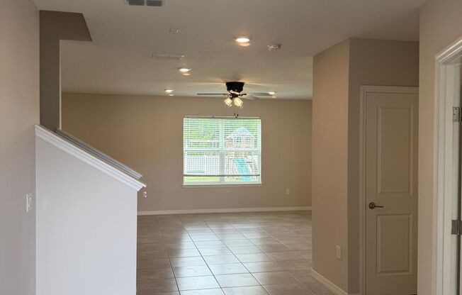 Beautiful/Like New Home in Winter Haven