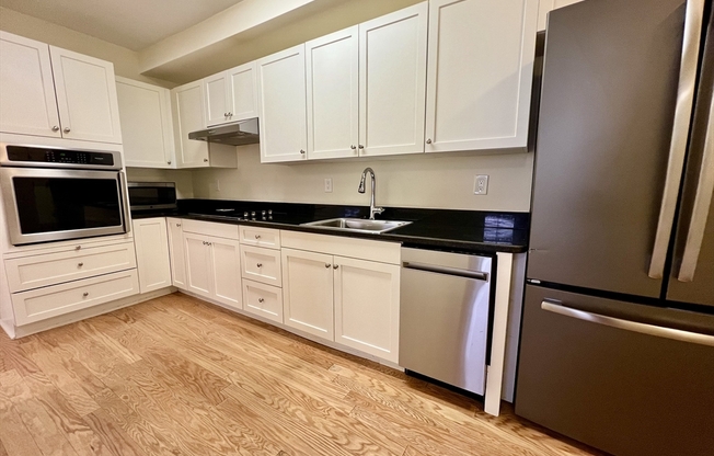 1 bed, 1 bath, $2,750, Unit 5