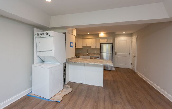 1 bed, 1 bath, 540 sqft, $2,000, Unit 202M