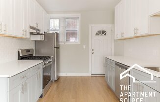 4839 N WOLCOTT AVE