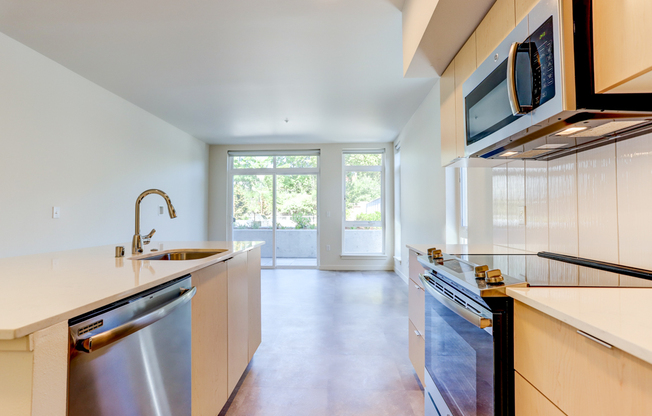 2 beds, 2 baths, 926 sqft, $3,295, Unit 301
