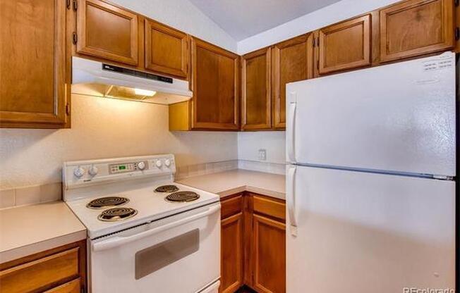 2 beds, 1 bath, $1,895