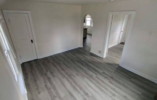 1 bed, 1 bath, 650 sqft, $745