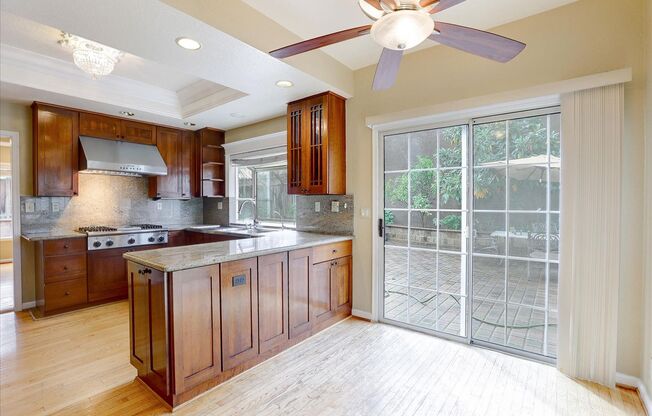 1303 QUAIL CRK CIR