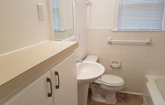 1 bed, 1 bath, $1,695, Unit Unit A