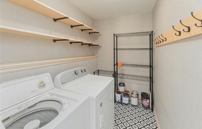 Charming 3-Bedroom Home for Lease in Old Town Georgetown