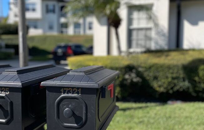 2 Bedroom, 2 Bath Townhome in Beautiful Lakefront Community in Clermont, FL!