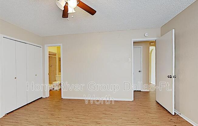 2106 AUSTIN DR