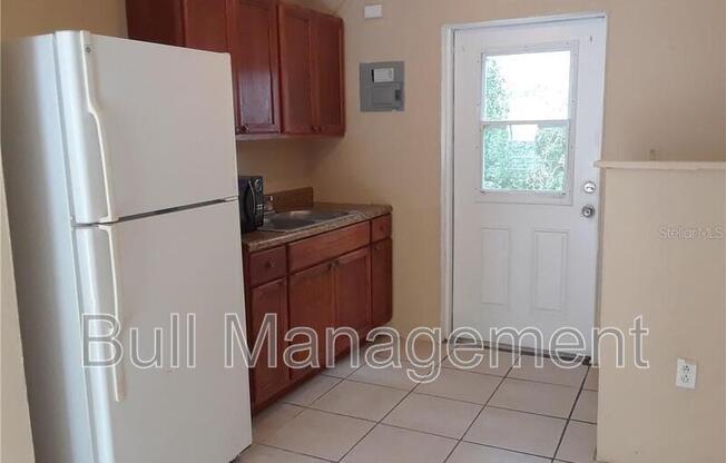 1038 West Jefferson Street -