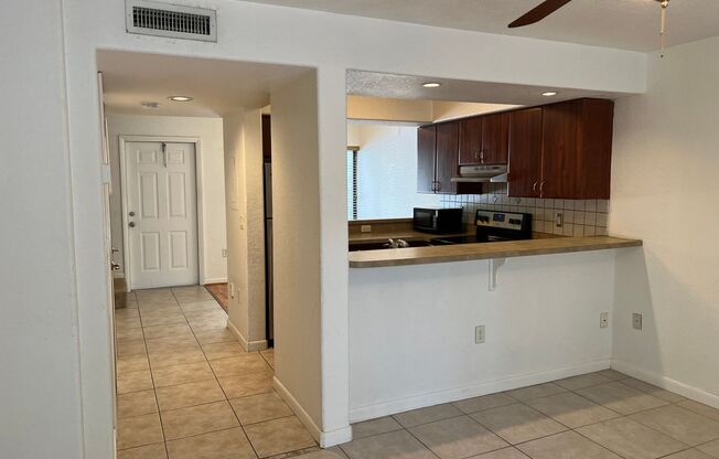 2 beds, 1.5 baths, $1,600, Unit # 102