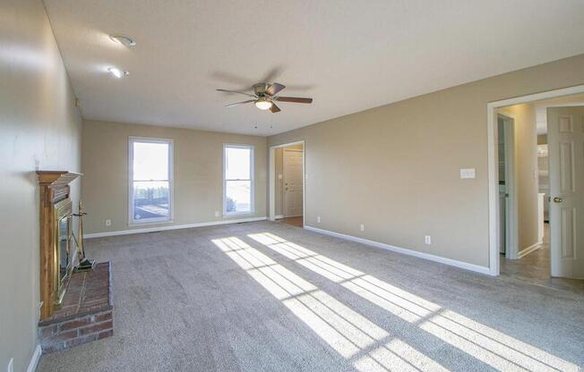 3417 E. Henderson Way