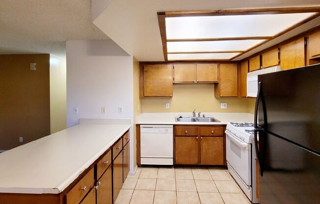 Rock Springs Dr 825 - File 1140