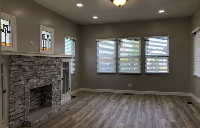 Large remodeled 4bed/2bath close to schools and transportation!