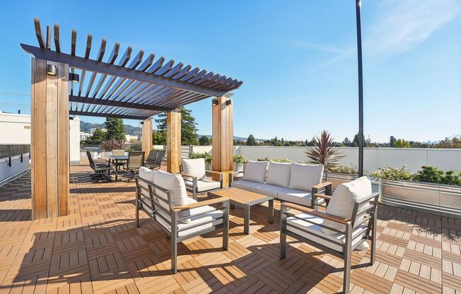 2 beds, 1 bath, 628 sqft, $3,800, Unit 208