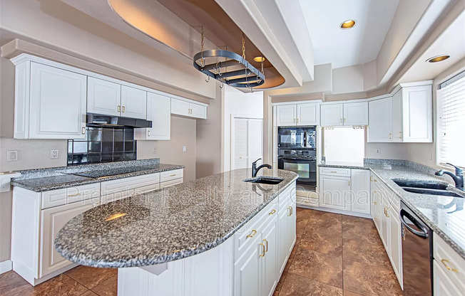 7956 MARBELLA CIR