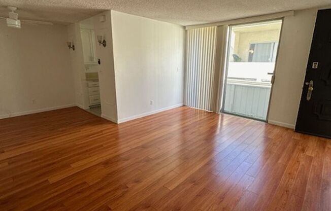 1 bed, 1 bath, $2,420, Unit 03