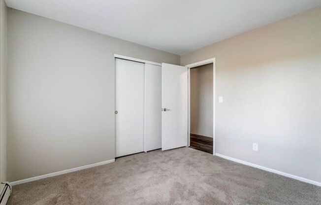 2 beds, 1 bath, 800 sqft, $1,425, Unit 4622-1