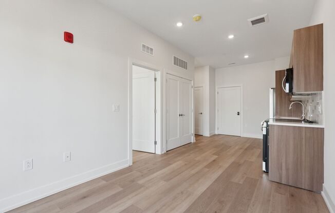 1 bed, 1 bath, 510 sqft, $1,690, Unit Unit 306