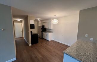 2 beds, 1 bath, 900 sqft, $1,375, Unit 6196-4