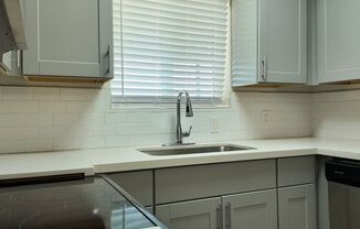 1 bed, 1 bath, 640 sqft, $995, Unit 1401-23