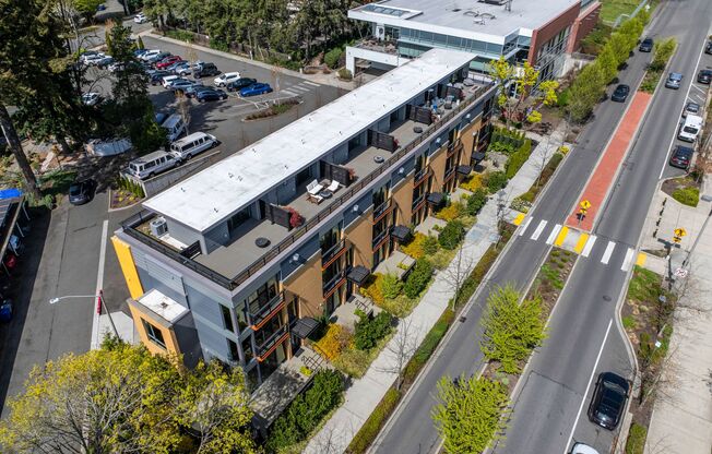 Park Central Townhomes - 4 Stories, 3 bedrooms, 31/2 bathrooms, 2 car garage and a rooftop deck with a view!