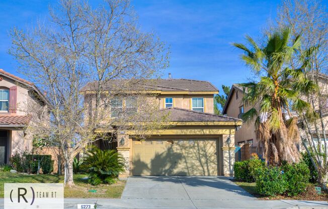 Beautiful 3 Bedroom Home for Rent in Fontana