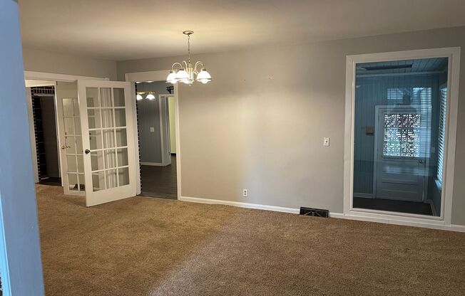 Downtown Nashville Charming Traditional Home