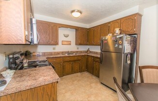 2 beds, 1 bath, $995