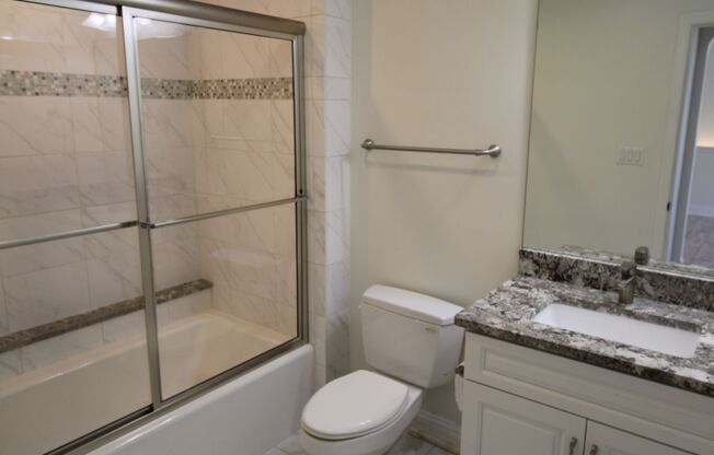 1 bed, 1 bath, 860 sqft, $1,600, Unit 202-05UP