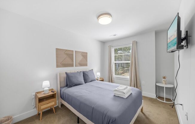 3 beds, 2.5 baths, 1,580 sqft, $2,400, Unit AV137