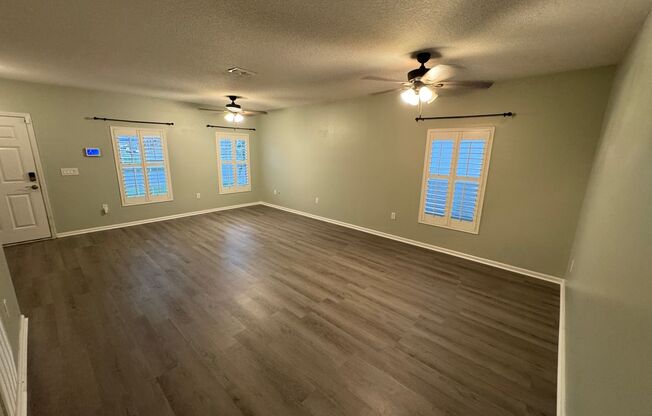 3 Bedroom, 2 Bath, 2 car garage!