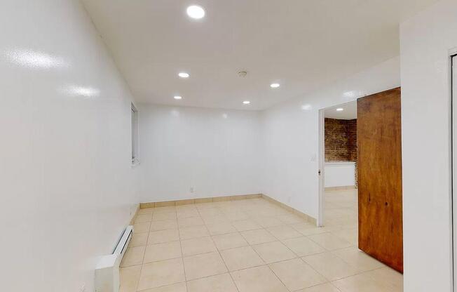 5 49 51 AVE