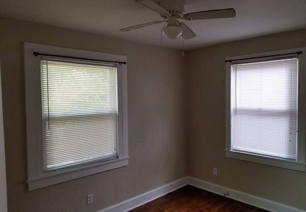 7 Mindoro Cir Pensacola, fl | MOVE IN SPECIAL: HALF OFF first full month of rent!!!