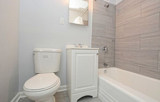 1 bed, 1 bath, 674 sqft, $1,195, Unit 7200 - 410