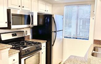 1 bed, 1 bath, 640 sqft, $2,500, Unit 101