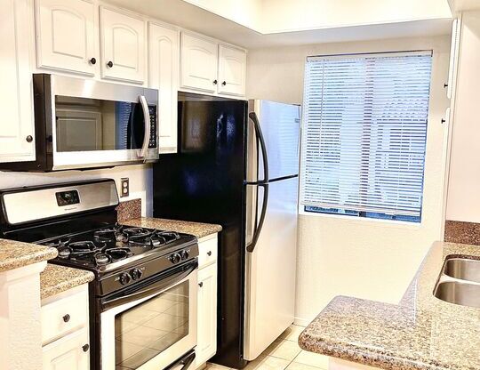 1 bed, 1 bath, 640 sqft, $2,500, Unit 101