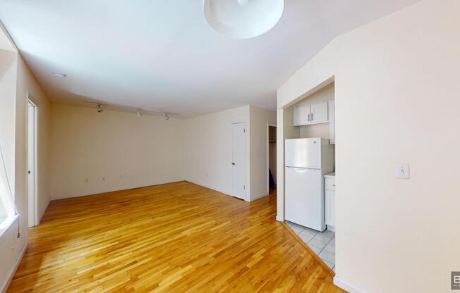162 W 80 ST