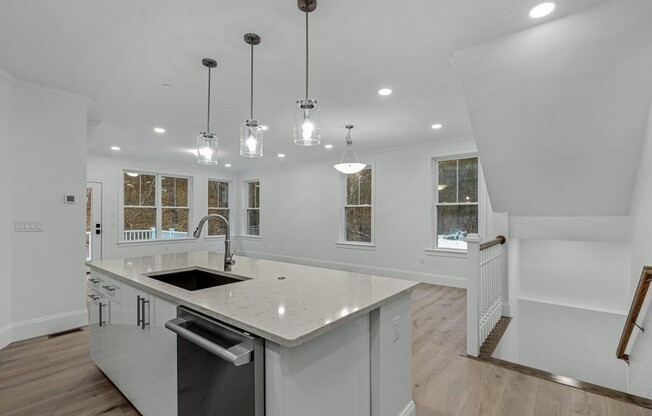 19 LILY POND LN