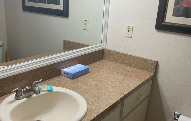 1 bed, 2 baths, $1,265, Unit Unit 324A