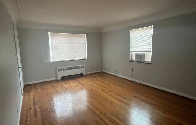 1 bed, 1 bath, 700 sqft, $750, Unit 7080 4