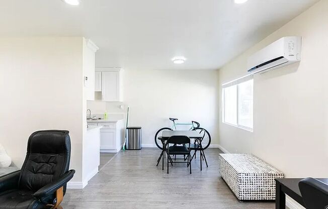 Bright and airy 1-bedroom 1-bath in El Sereno