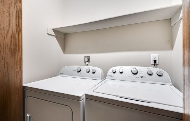 3 beds, 2 baths, 1,400 sqft, $1,999, Unit SM10D