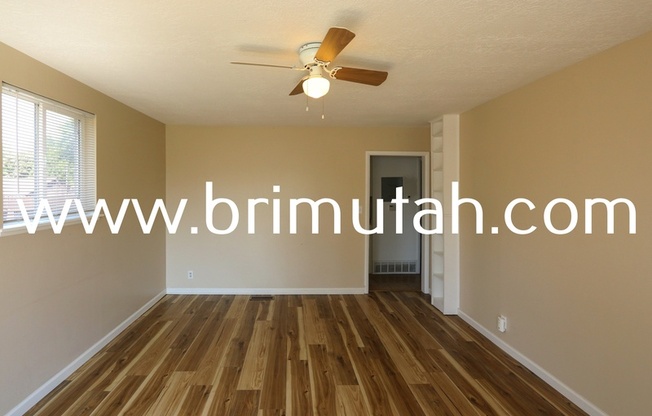 2 beds, 1 bath, 800 sqft, $1,295