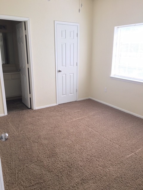 2 beds, 2 baths, 960 sqft, $1,525, Unit 7202