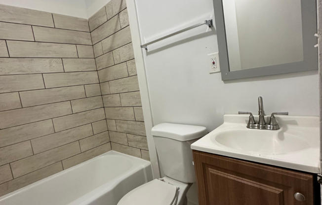 Studio, 1 bath, $1,000, Unit Unit A