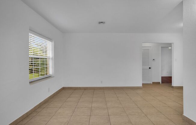 Beautiful home in quiet neighborhood