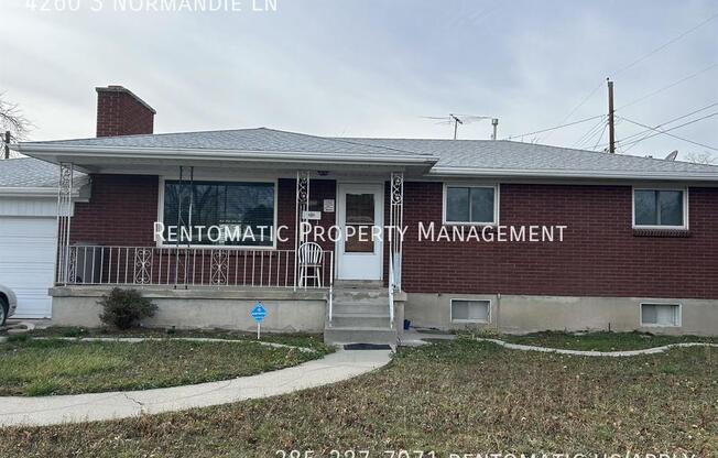 4260 S NORMANDIE LN